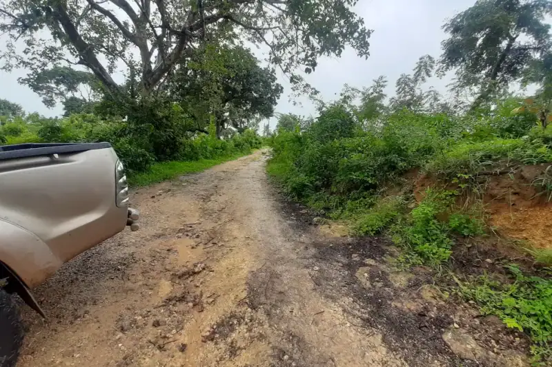 Strategic 9.7-Acre Creekfront Land — property listing, Kenya