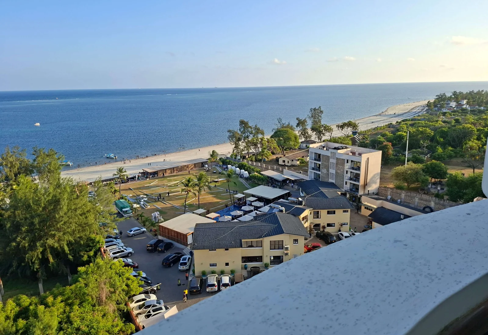Luxury Ocean-View 3-Bedroom Penthouse