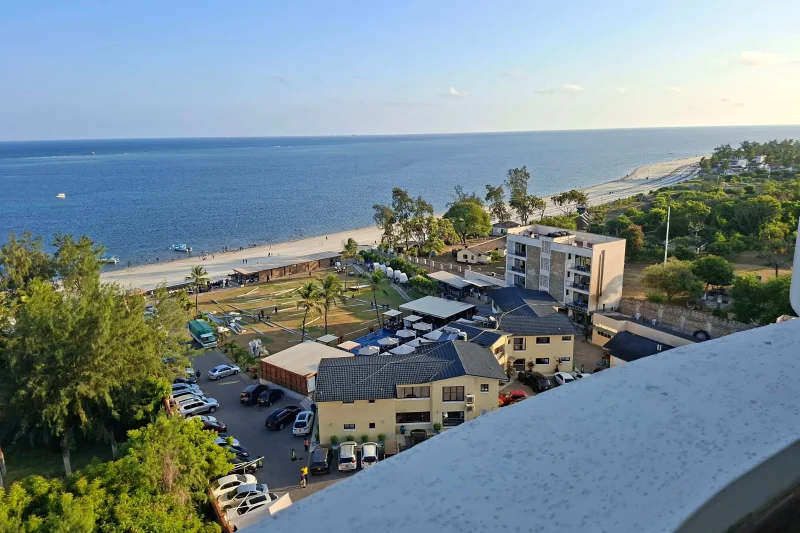 Luxury Ocean-View 3-Bedroom Penthouse