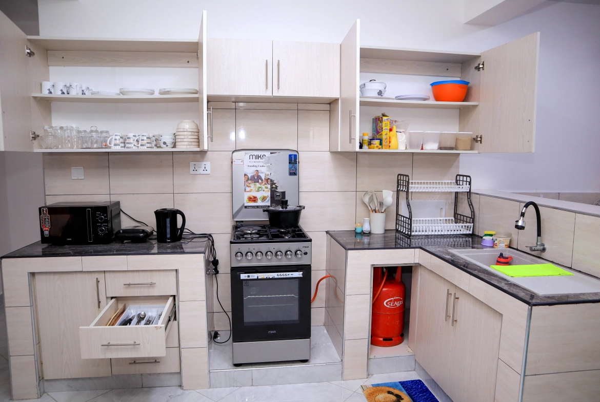 Fully Furnished 3-Bedroom Apartment – Goldcrest, Nyali – photo 4